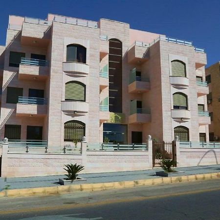 Al Jawad Suites Акаба Экстерьер фото