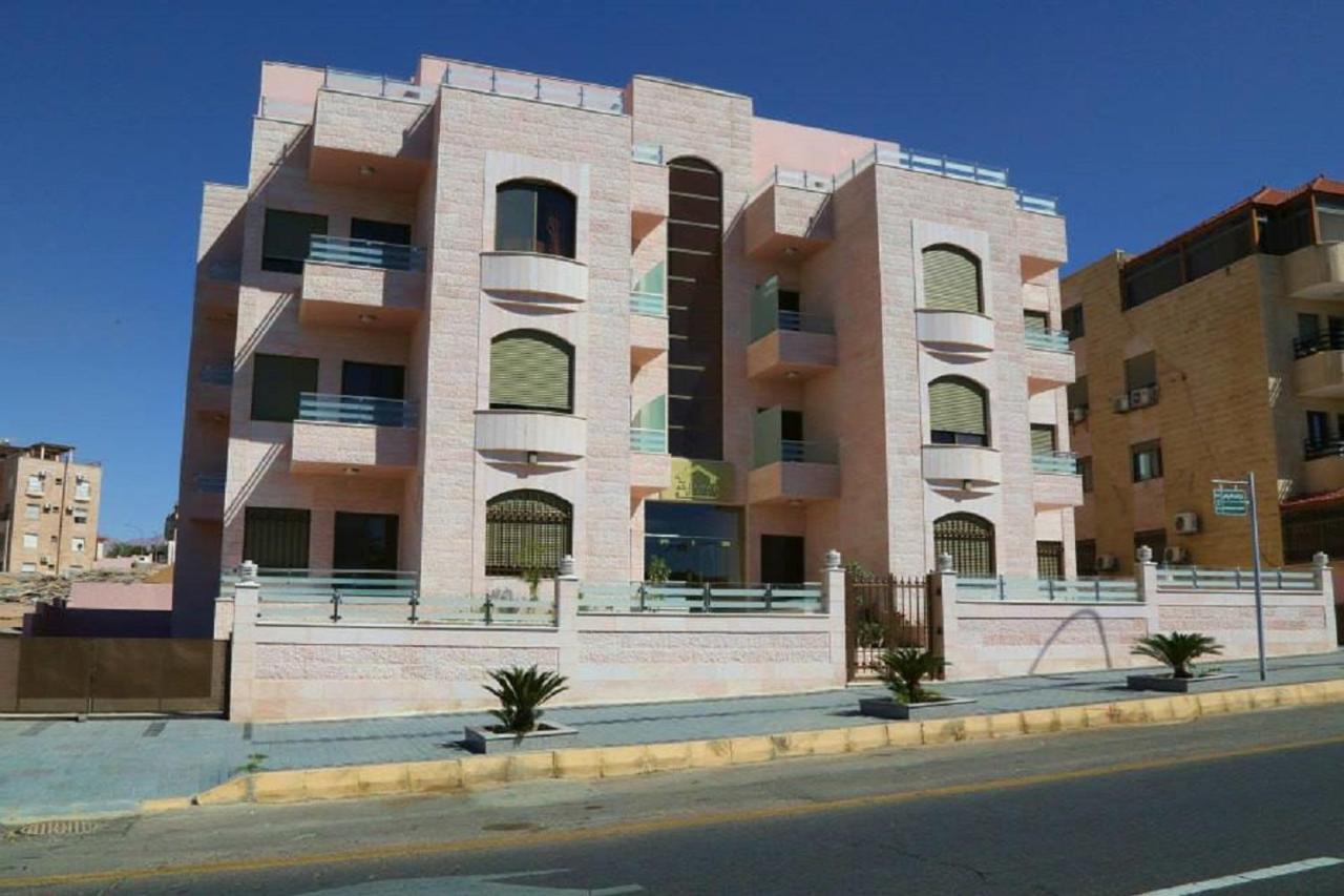 Al Jawad Suites Акаба Экстерьер фото